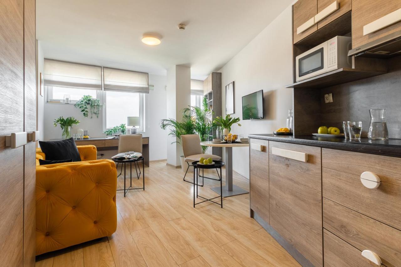 Starter 24 Wroclaw Apartment ภายนอก รูปภาพ