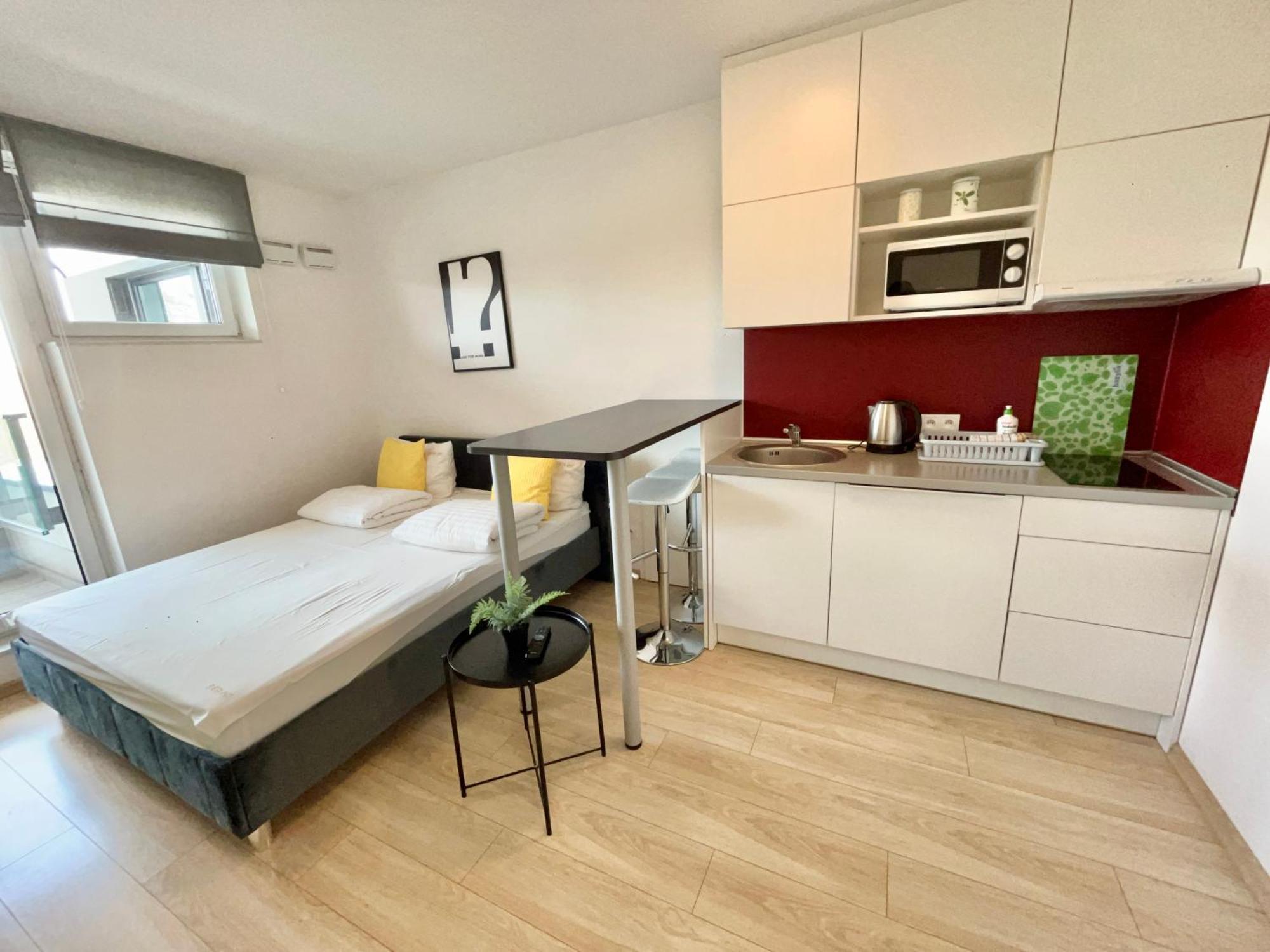 Starter 24 Wroclaw Apartment ภายนอก รูปภาพ