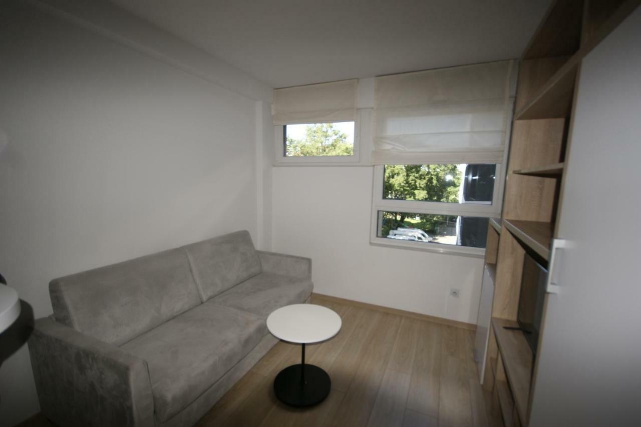 Starter 24 Wroclaw Apartment ภายนอก รูปภาพ